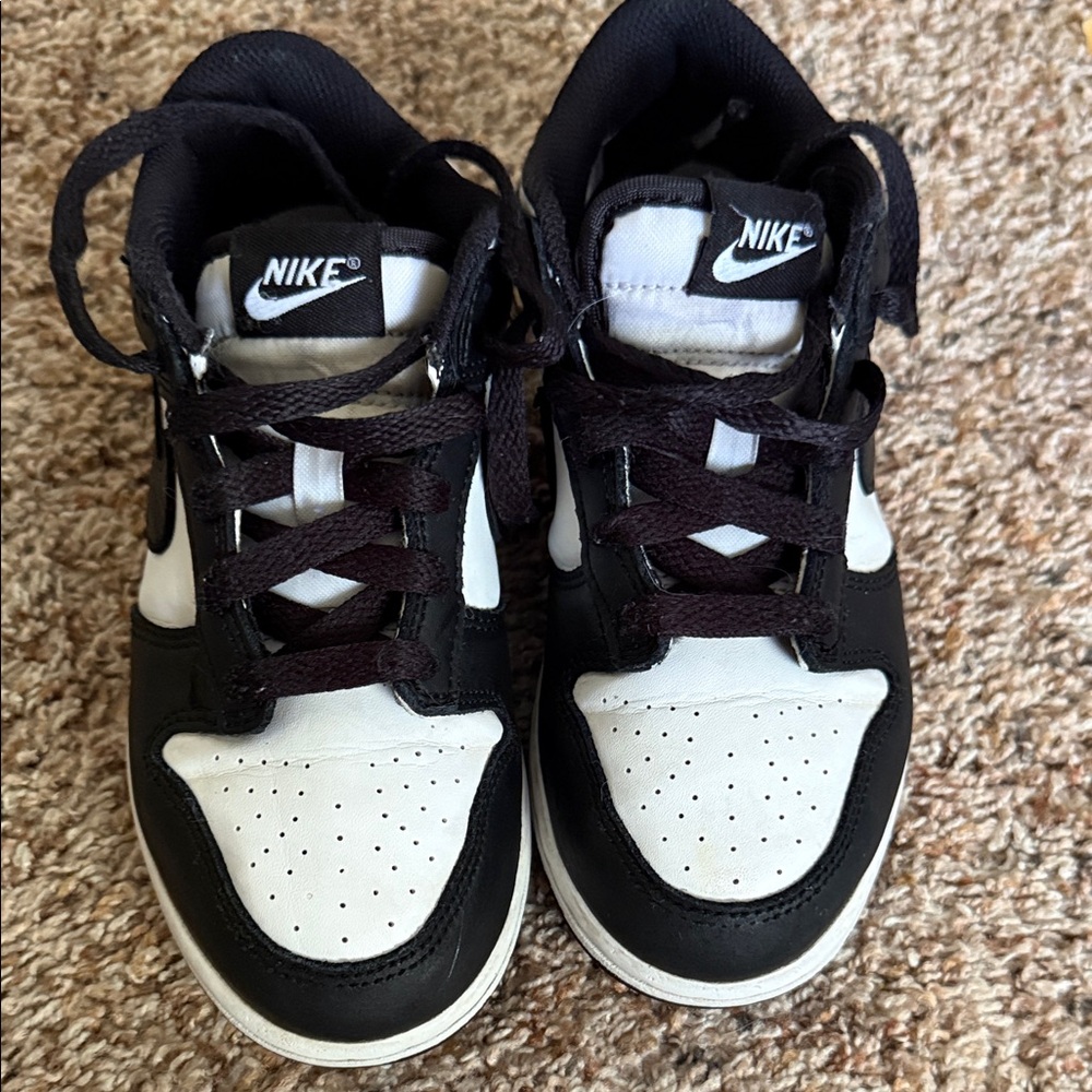 Nike pandas kids